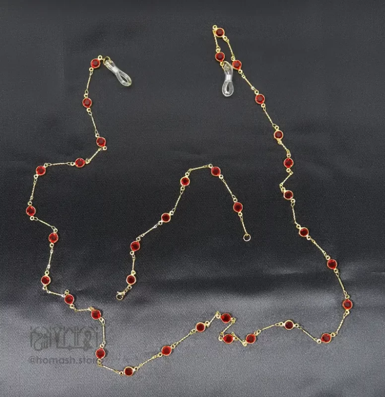 بند عینک و دستبند نگین قرمز