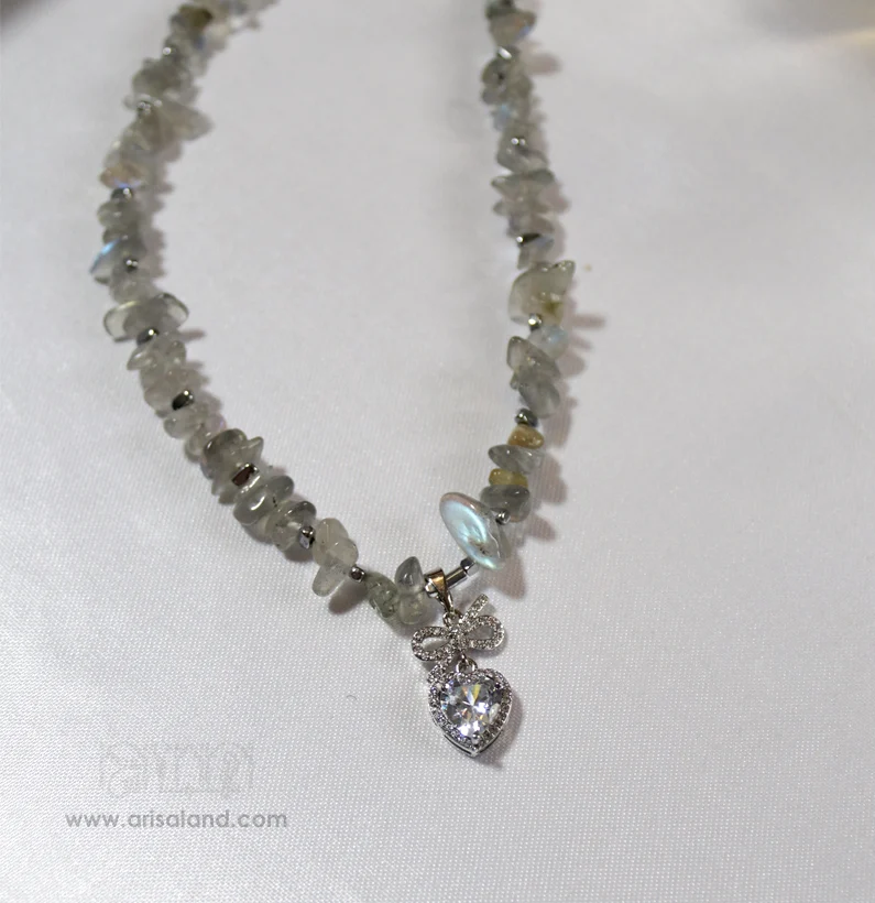 lab-02 گردنبند لابرادوریت با آویز سواروسکی - Image 2