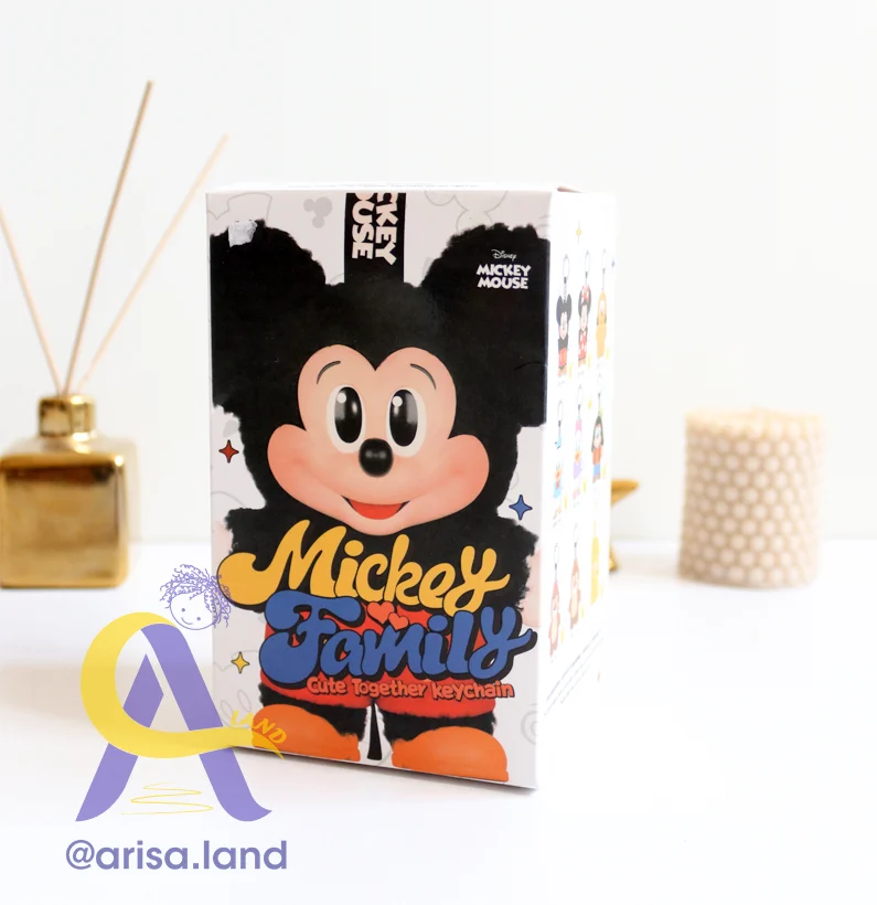 micky-mouse-s-02 عروسک سوپرایزی بلایند باکس خانواده میکی – Pop Mart Mickey Family
