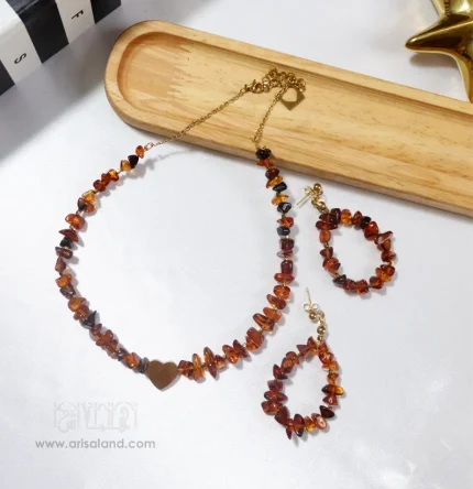 ست گردنبند و گوشواره کهربا